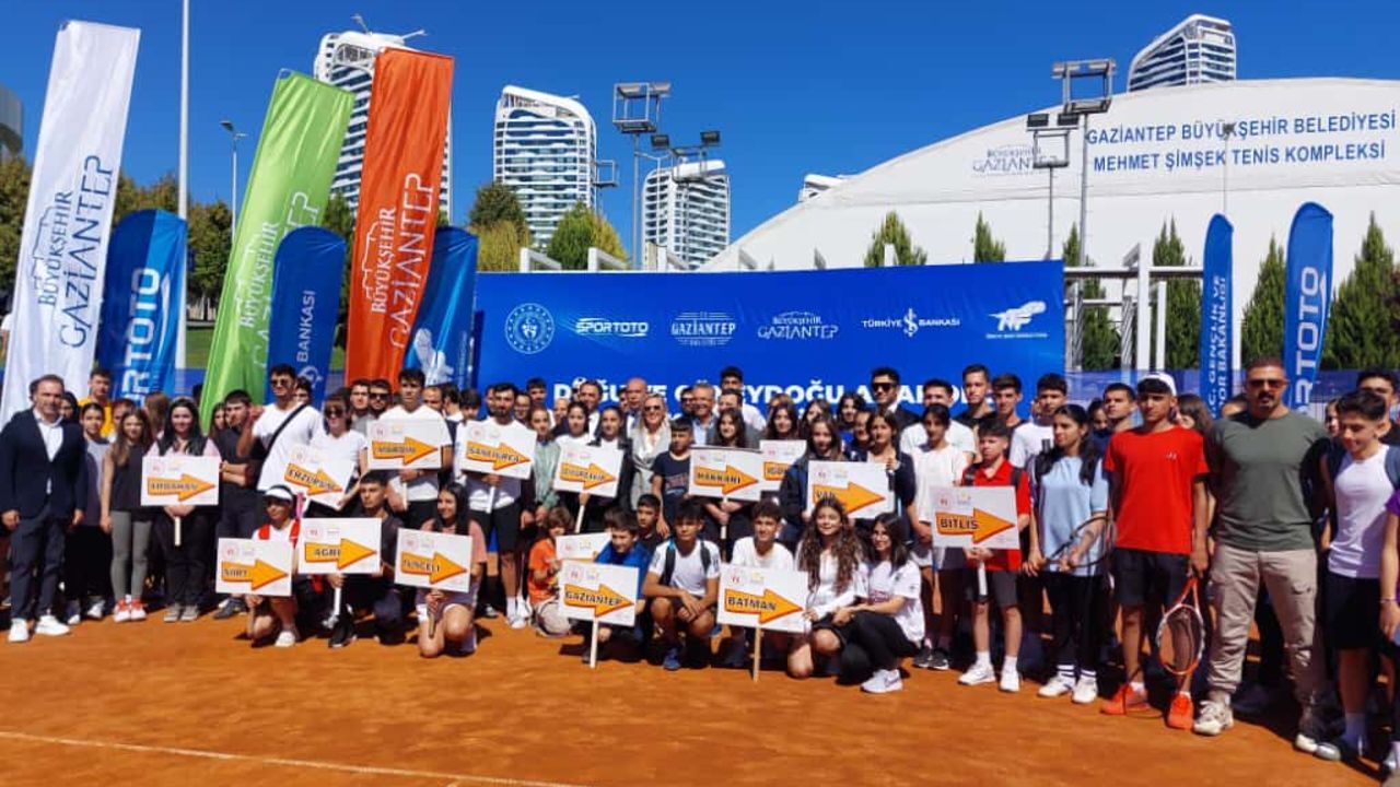 Gaziantep’te tenis heyecanı: Doğu ve Güneydoğu Anadolu Takım Şampiyonası başladı