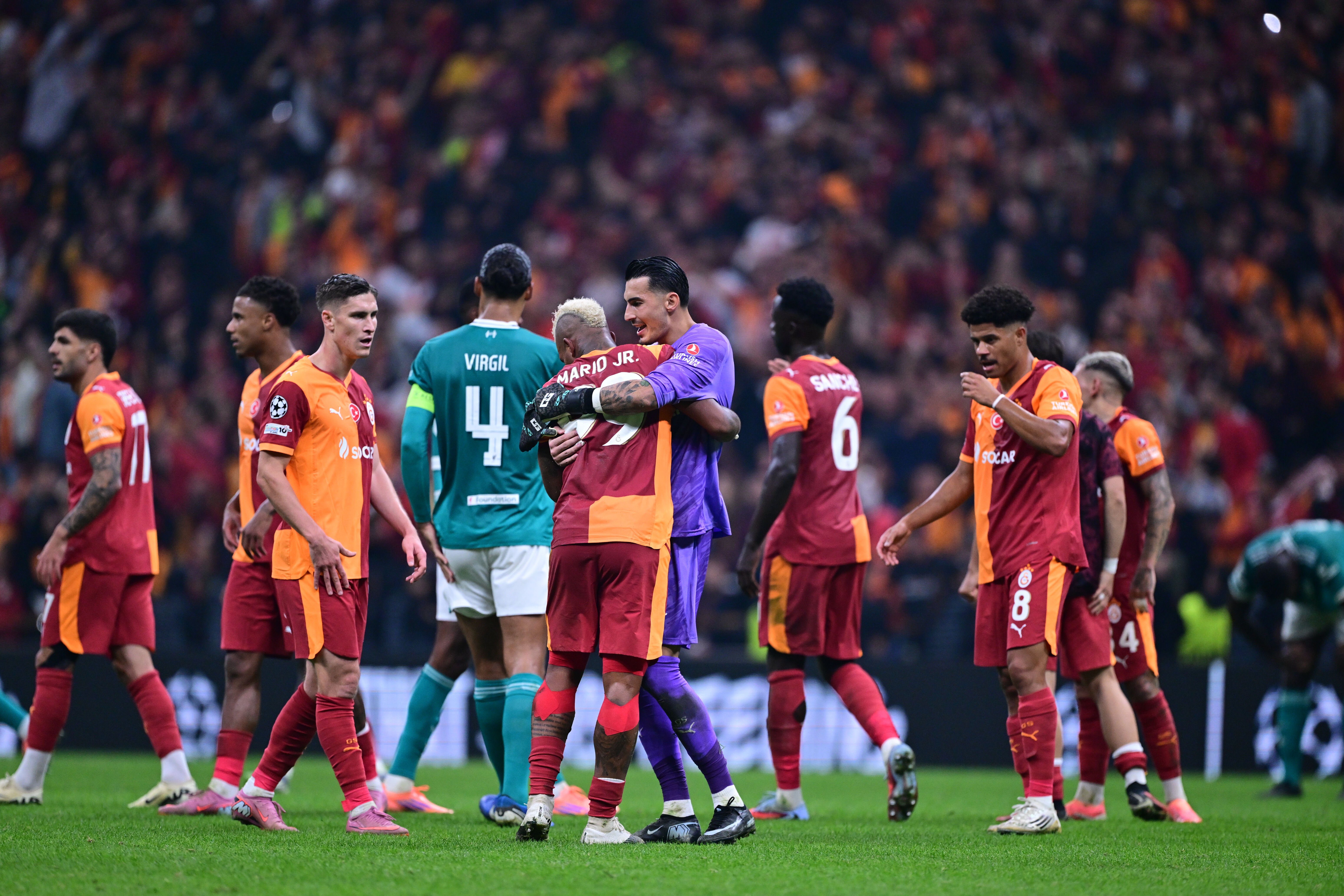 Spor yazarları, Galatasaray'ın Liverpool zaferini yazdı! 'Hiç utanmayacaklar mı?' - 5. Resim