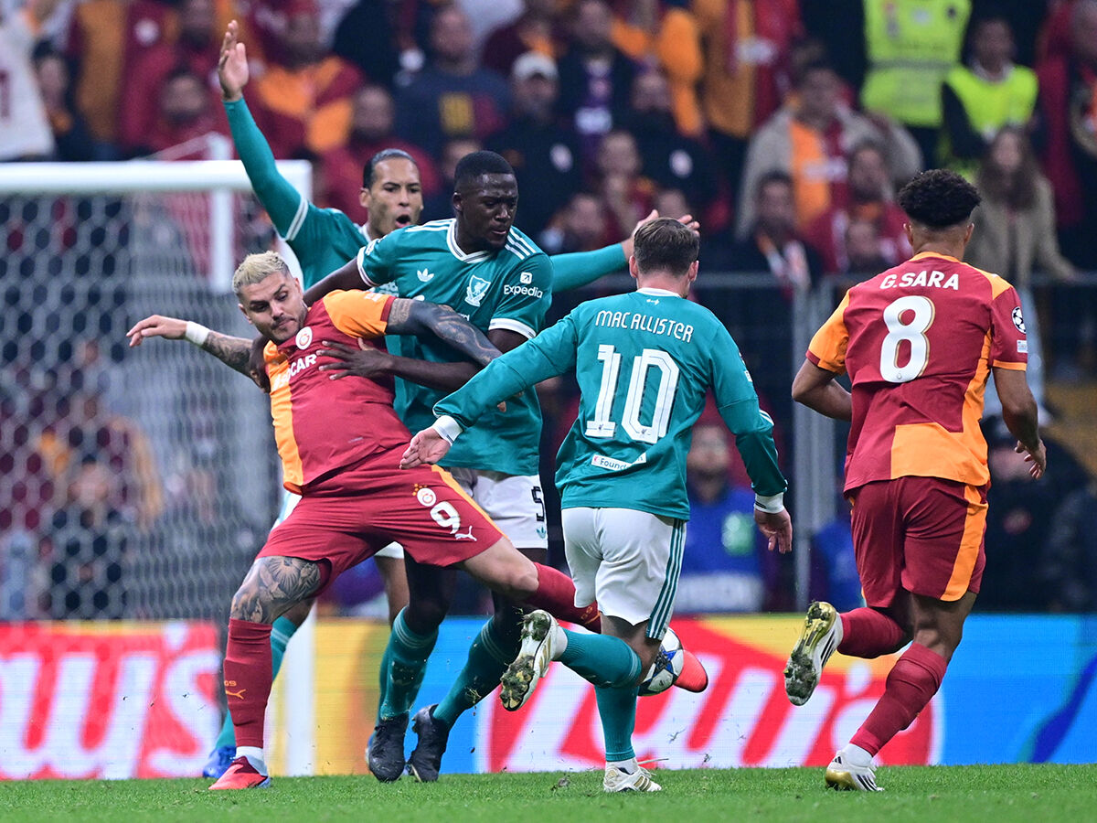 Thierry Henry, Galatasaray'a hayran kaldı: Her takımı yener! - 1. Resim