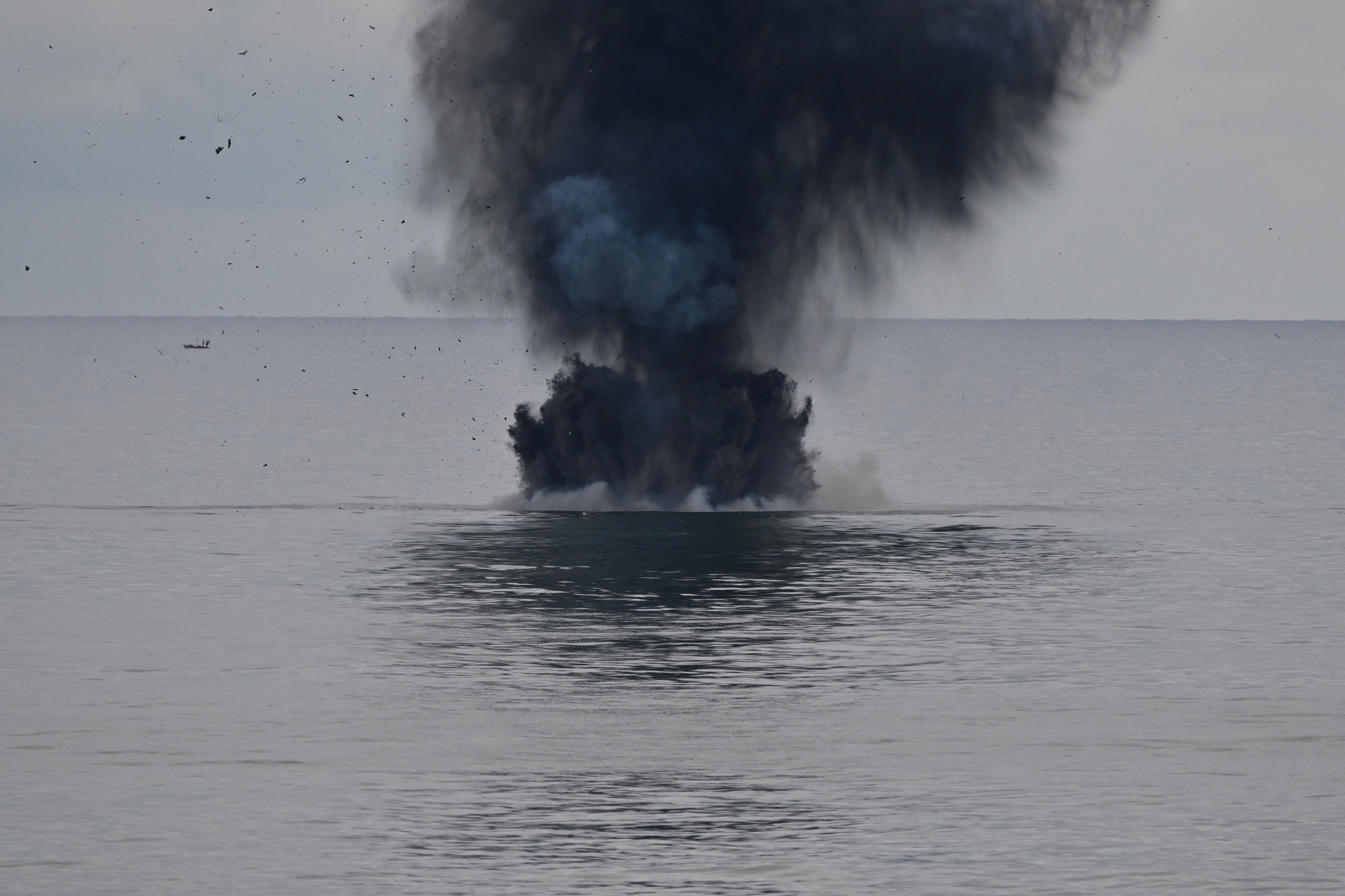 Trabzon açıklarında bulunmuştu! İnsansız deniz aracı imha edildi - 3. Resim