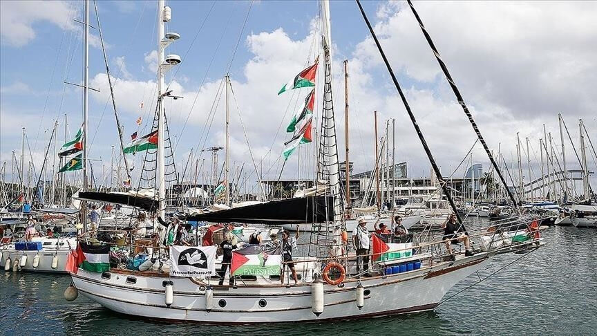 Türkiye'den Küresel Sumud Filosu'na yardım eli! MSB, 11 kişiyi tahliye etti - 1. Resim