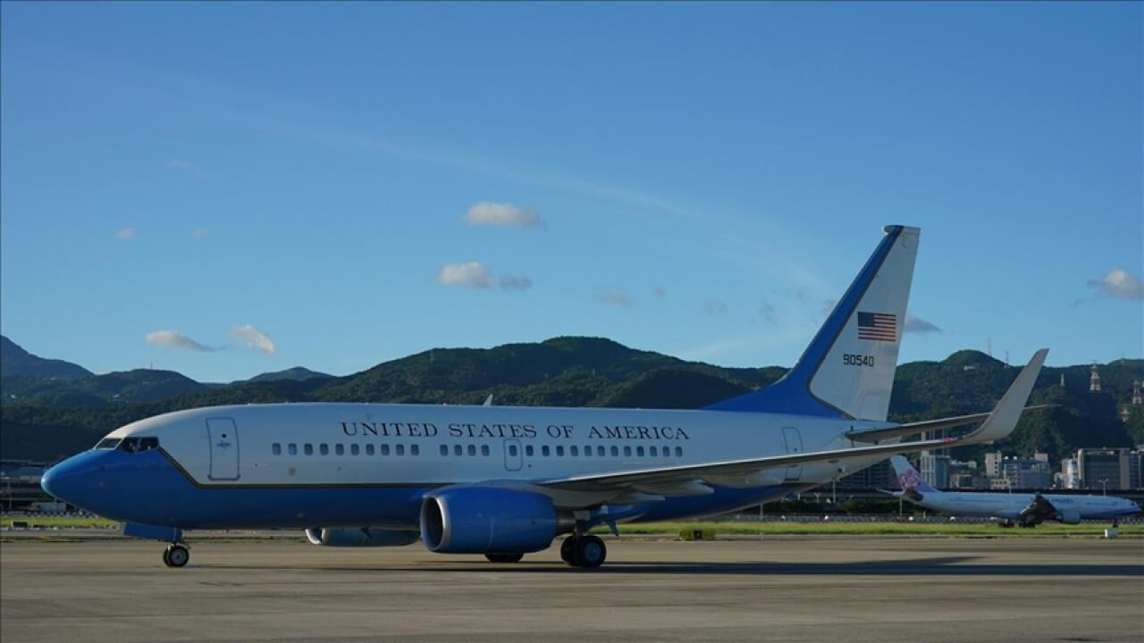 ABD'de 2 yolcu uçağı çarpıştı! Milyon dolarlık zarar - 1. Resim