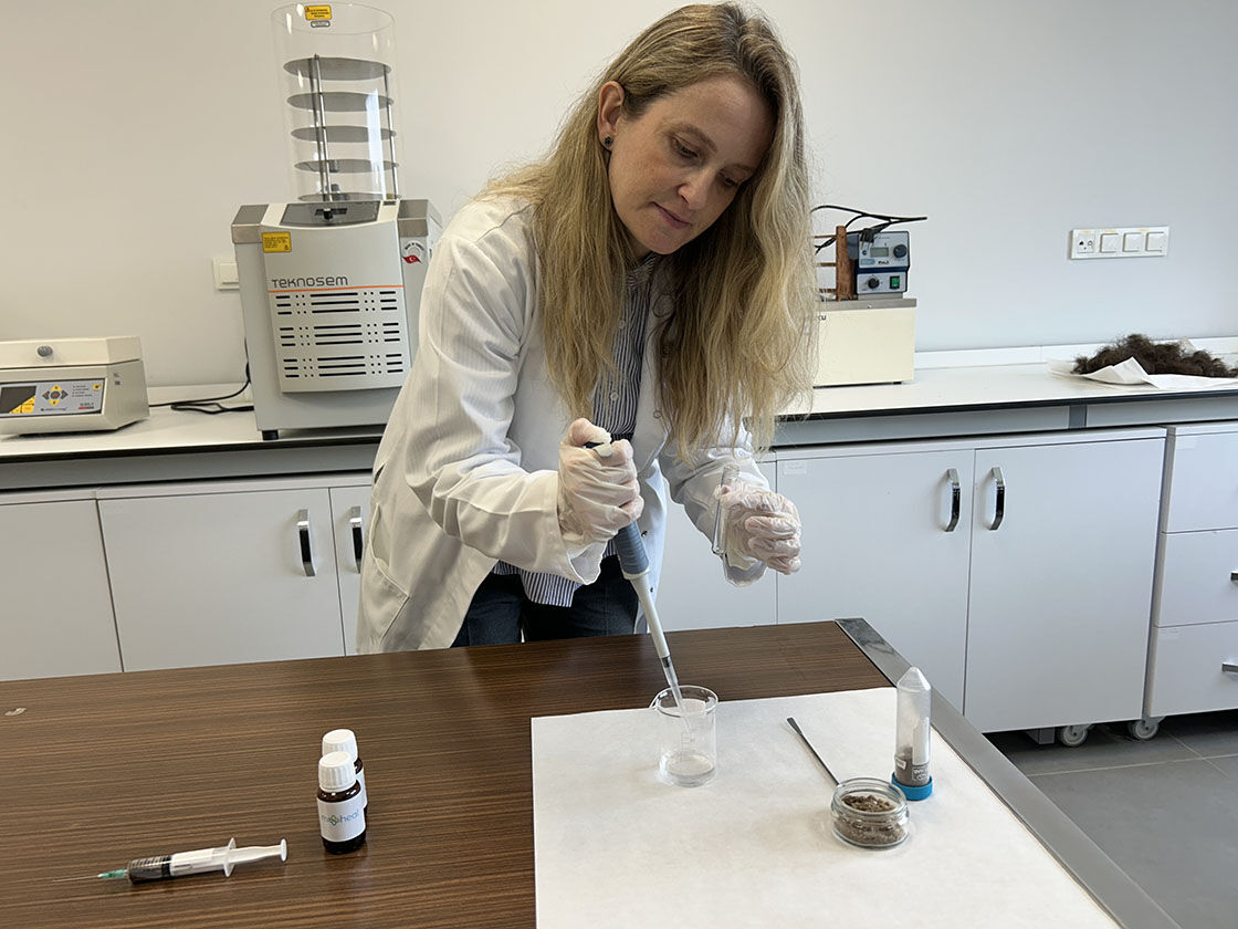 Çöpe gidiyordu, hayat kurtaracak! Sadece Türkiye'de var: Atık saçla tıpta çığır açacak - 2. Resim