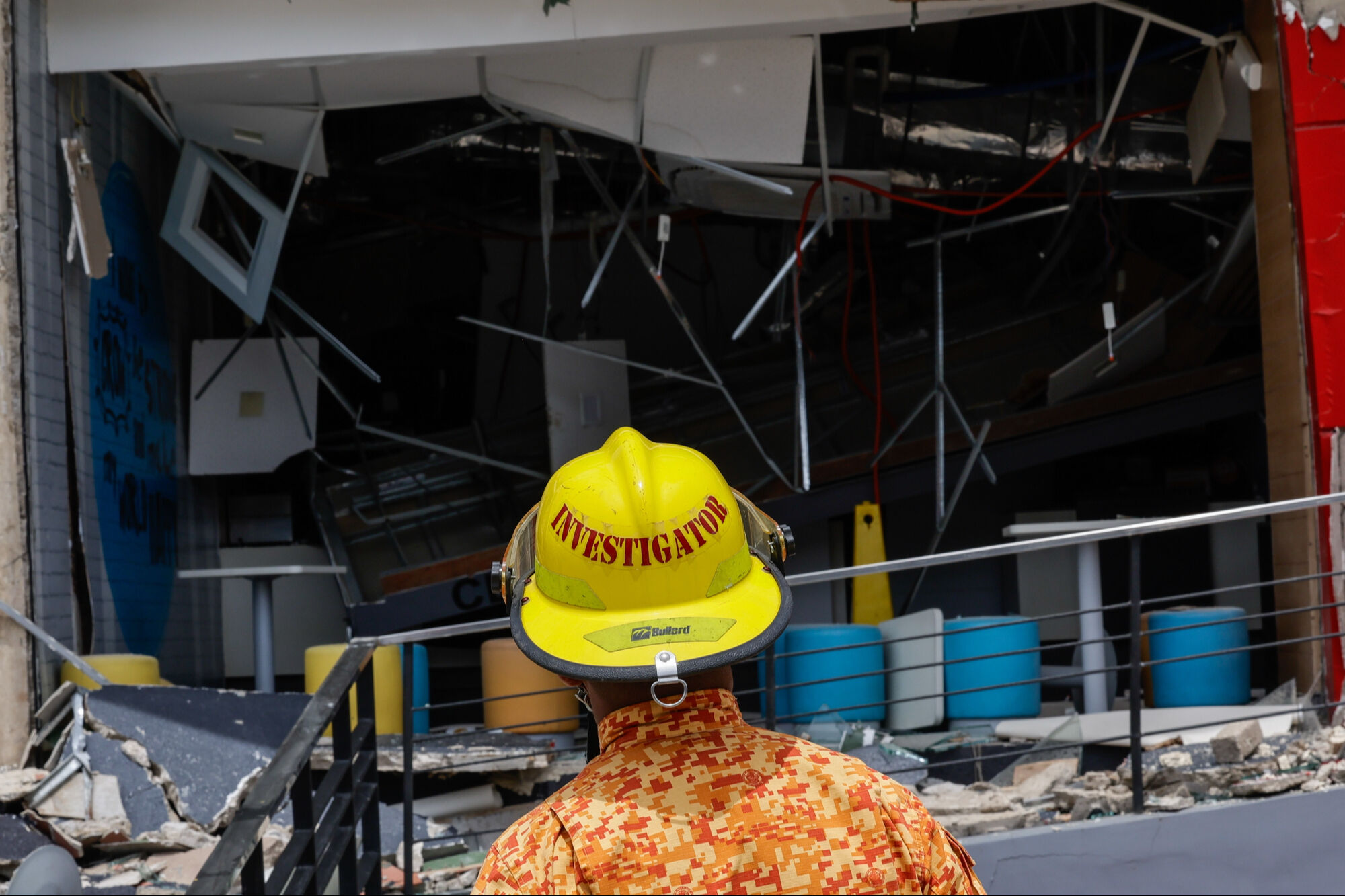 Filipinler'deki 6.9'luk depremde can kaybı 72'ye yükseldi - 1. Resim