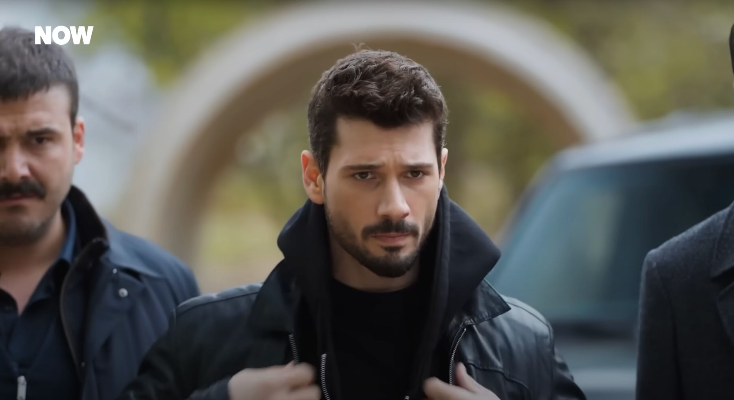 Hudutsuz Sevda ne zaman başlayacak, yeni bölüm hangi gün yayınlanacak? Dizi ile ilgili karar netleşti! Hudutsuz Sevda yeni sezon ne zaman başlayacak, yeni bölüm hangi gün yayınlanacak? - 4. Resim