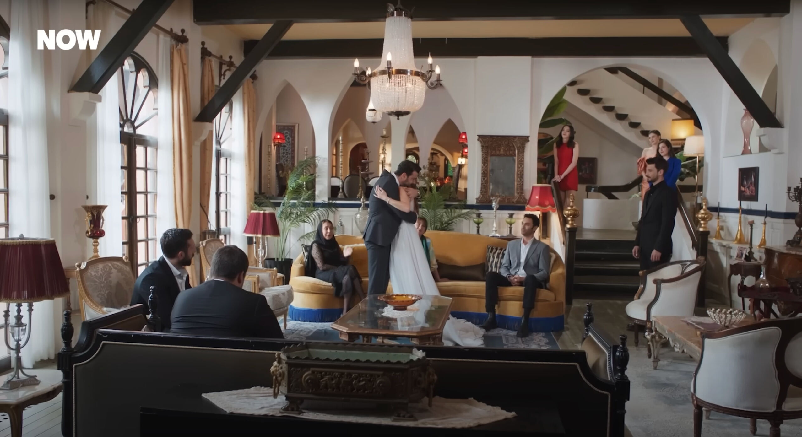 Hudutsuz Sevda ne zaman başlayacak, yeni bölüm hangi gün yayınlanacak? Dizi ile ilgili karar netleşti! Hudutsuz Sevda yeni sezon ne zaman başlayacak, yeni bölüm hangi gün yayınlanacak? - 3. Resim