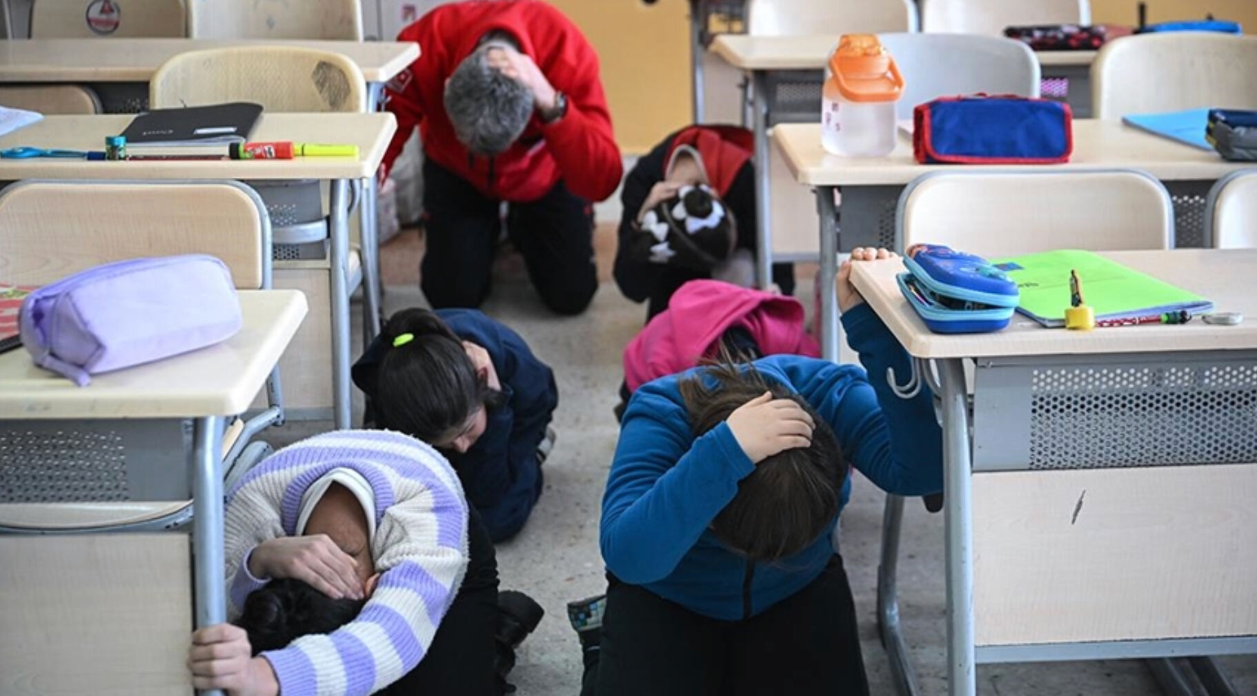 Son dakika İstanbul'da yarın okullar tatil mi? Gözler İstanbul Valiliği'ne çevrildi - 1. Resim