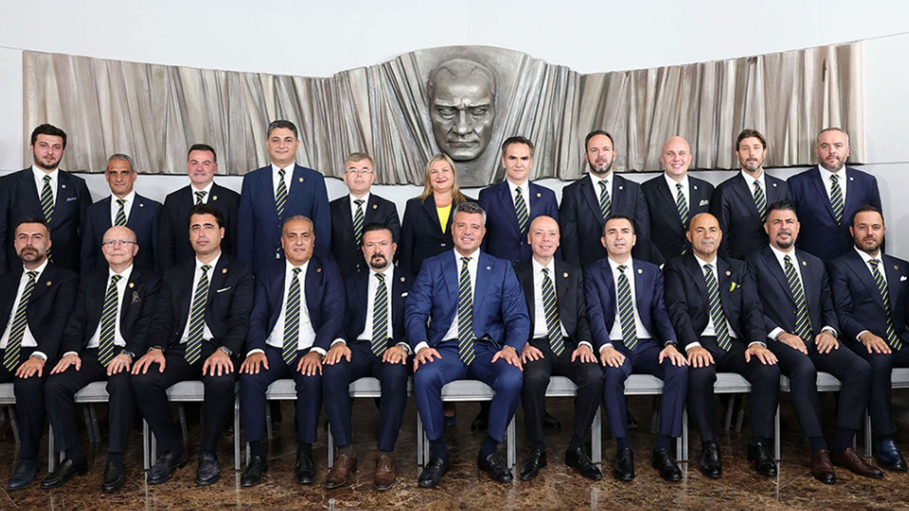Fenerbahçe'de görev dağılımı yapıldı: Futbolun başında o isim olacak - 1. Resim