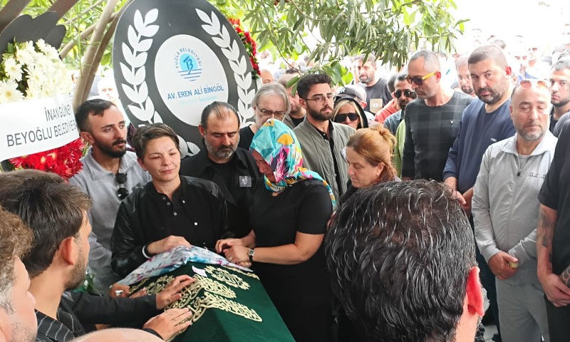 “Güllü’yü o öldürdü” deniyordu… Hedefteki menajer Çiğdem Deniz Emir ilk kez konuştu - 4. Resim