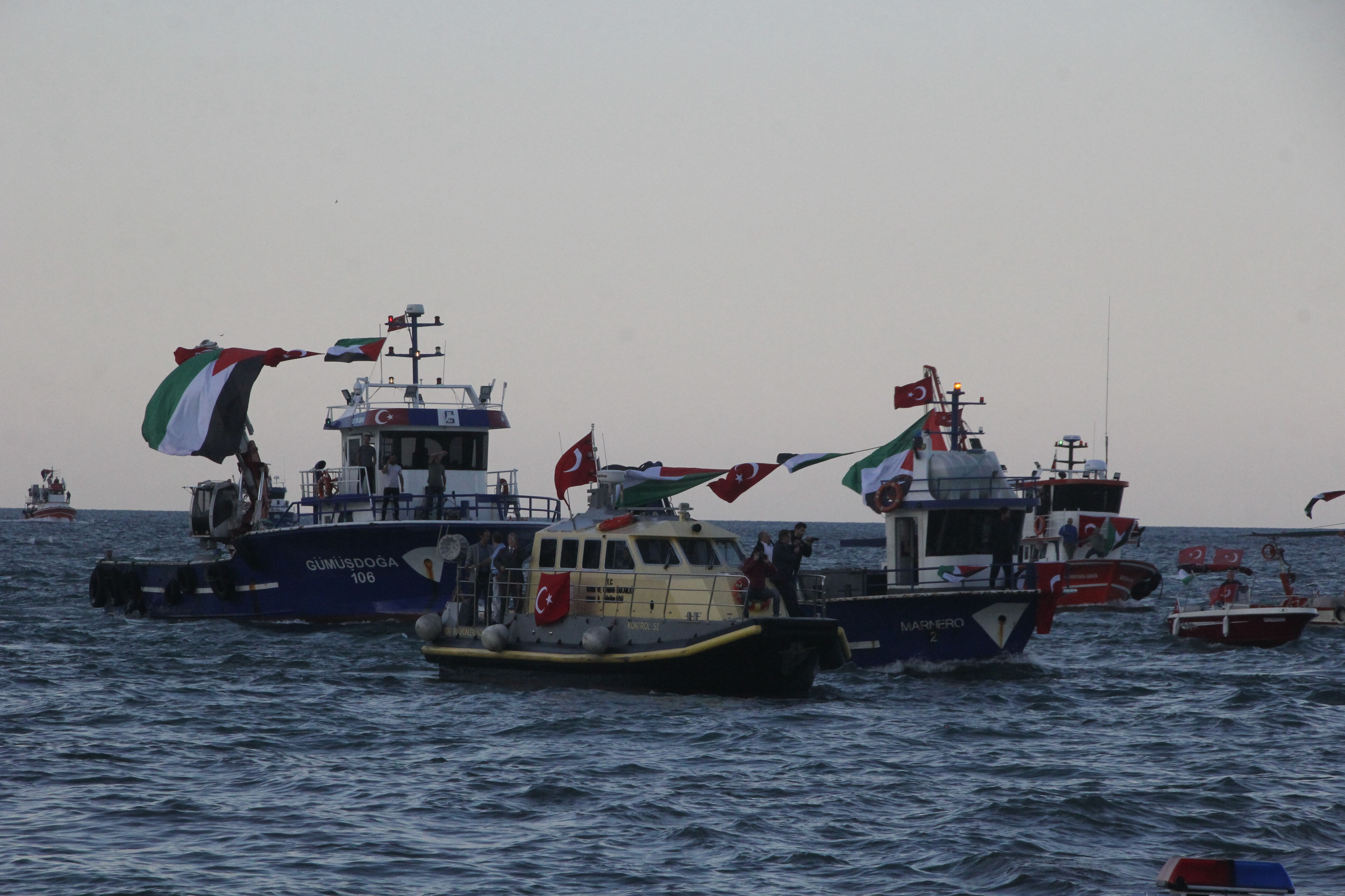 Türkiye'nin dört bir yanından Filistin'e destek! Tekne ile Karadeniz'e açıldılar - 9. Resim