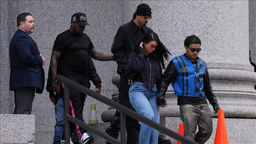 Ünlü rapçi Diddy'nin yalvarması işe yaramadı: Hapse geri dönüyor Ünlü rapçi Diddy, mahkemede adeta yalvardı! Hakime mektup yazıp özür diledi - 1. Resim