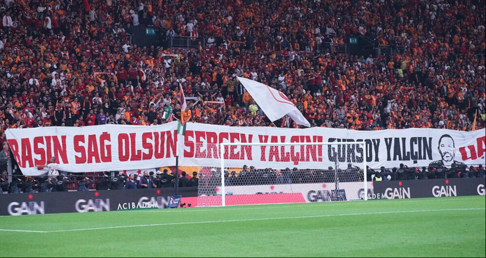 Beşiktaş'ta Sergen Yalçın'dan Galatasaray'a teşekkür: Çok duygulandım - 1. Resim
