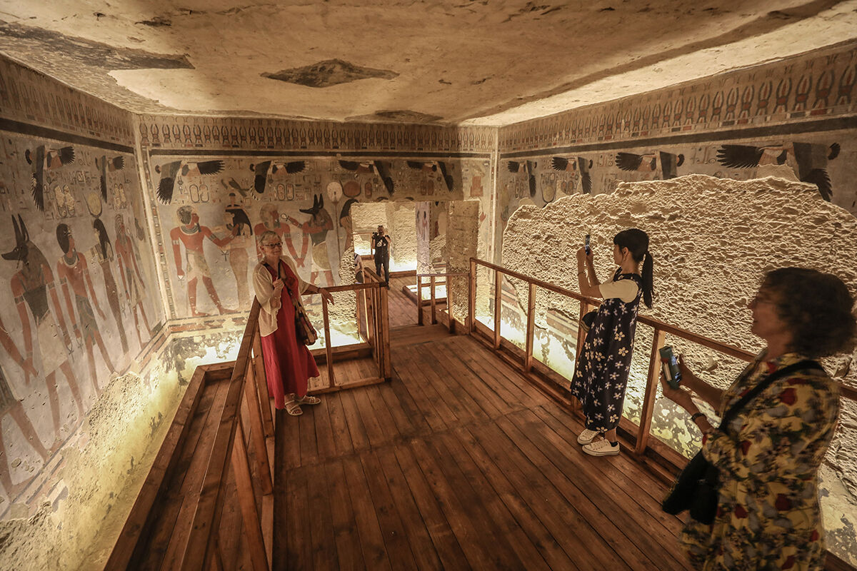 Firavun mezarı a&ccedil;ılıyor: Mısır'da 20 yıl s&uuml;ren Amenhotep&rsquo;in restorasyonu son erdi - 5. Resim