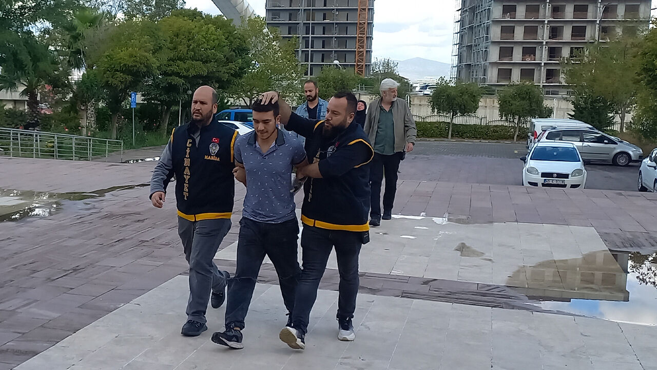 Kaynar suyla yaktı, kameraya aldı: Anne gözyaşlarıyla feryat etti - 2. Resim