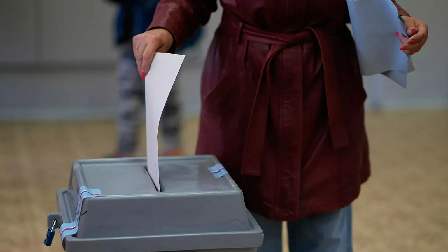 Milyarder eski başbakan tekrar göreve! Çekya'da seçim heyecanı - 1. Resim