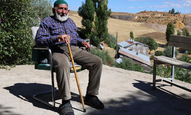 Ne spor ne ilaç: Sivaslı Mahmut Dede sağlığını kaşık kaşık yediği tereyağına borçlu - 3. Resim