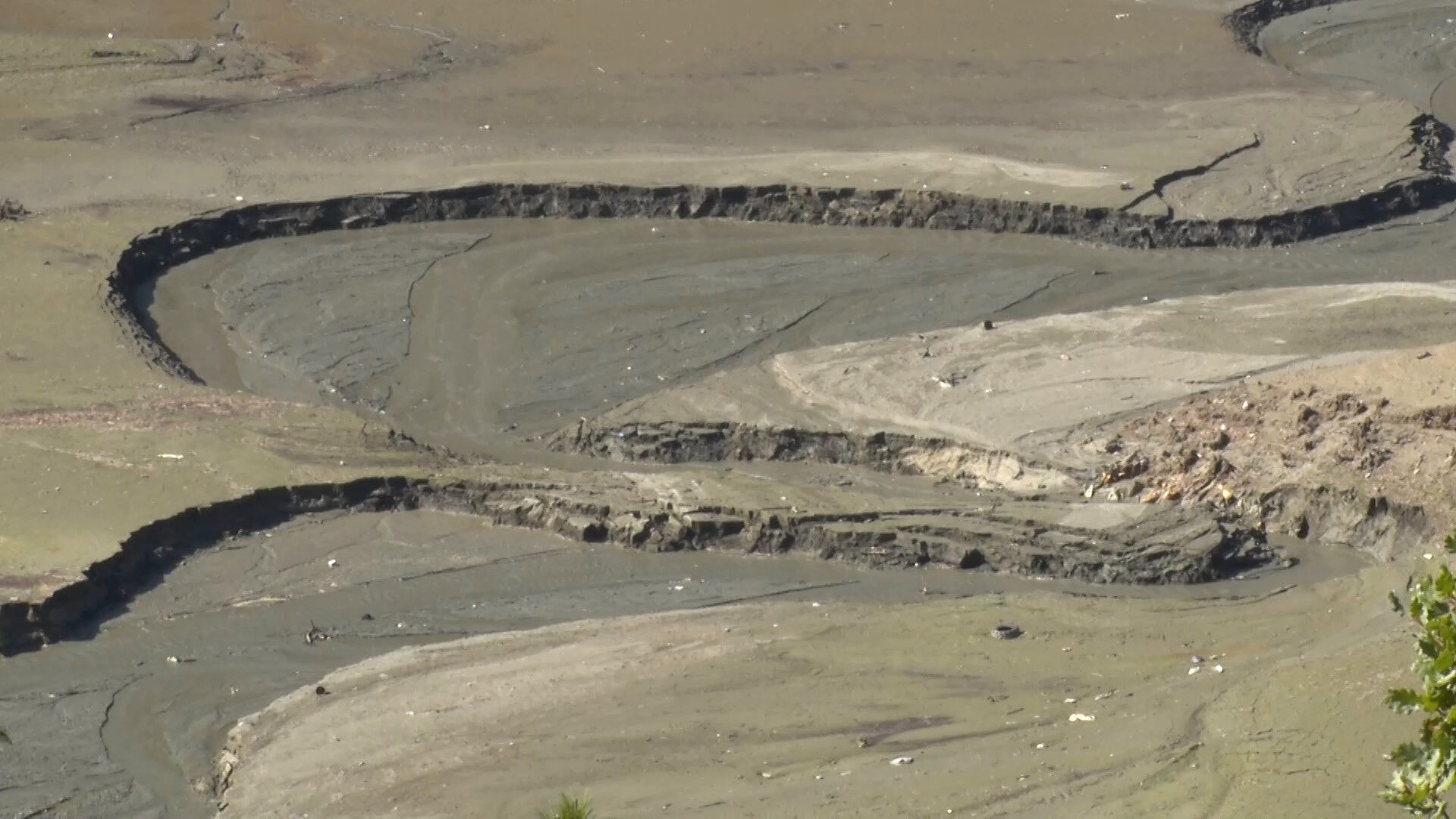 Su kesintisi de fayda etmedi: Barajlar en dipte! Bursa susuzluğa gidiyor - 2. Resim