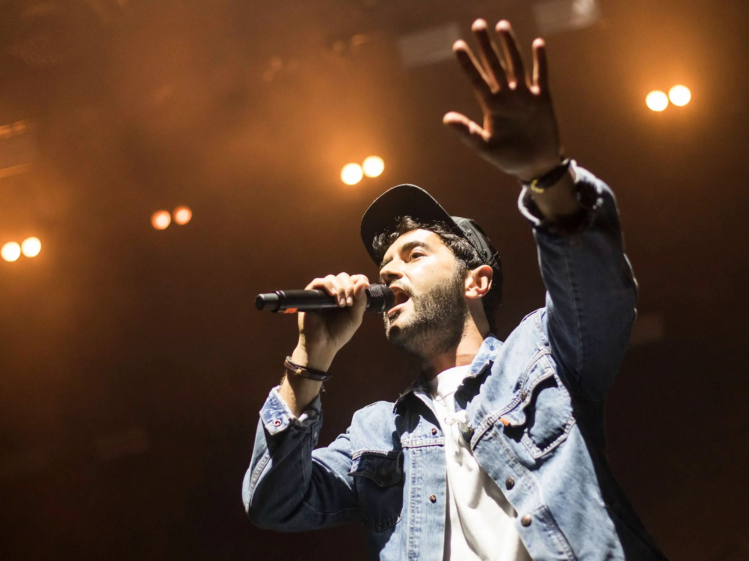 Türk asıllı müzisyenin Filistin desteğine tepki! Konserleri iptal edildi - 1. Resim