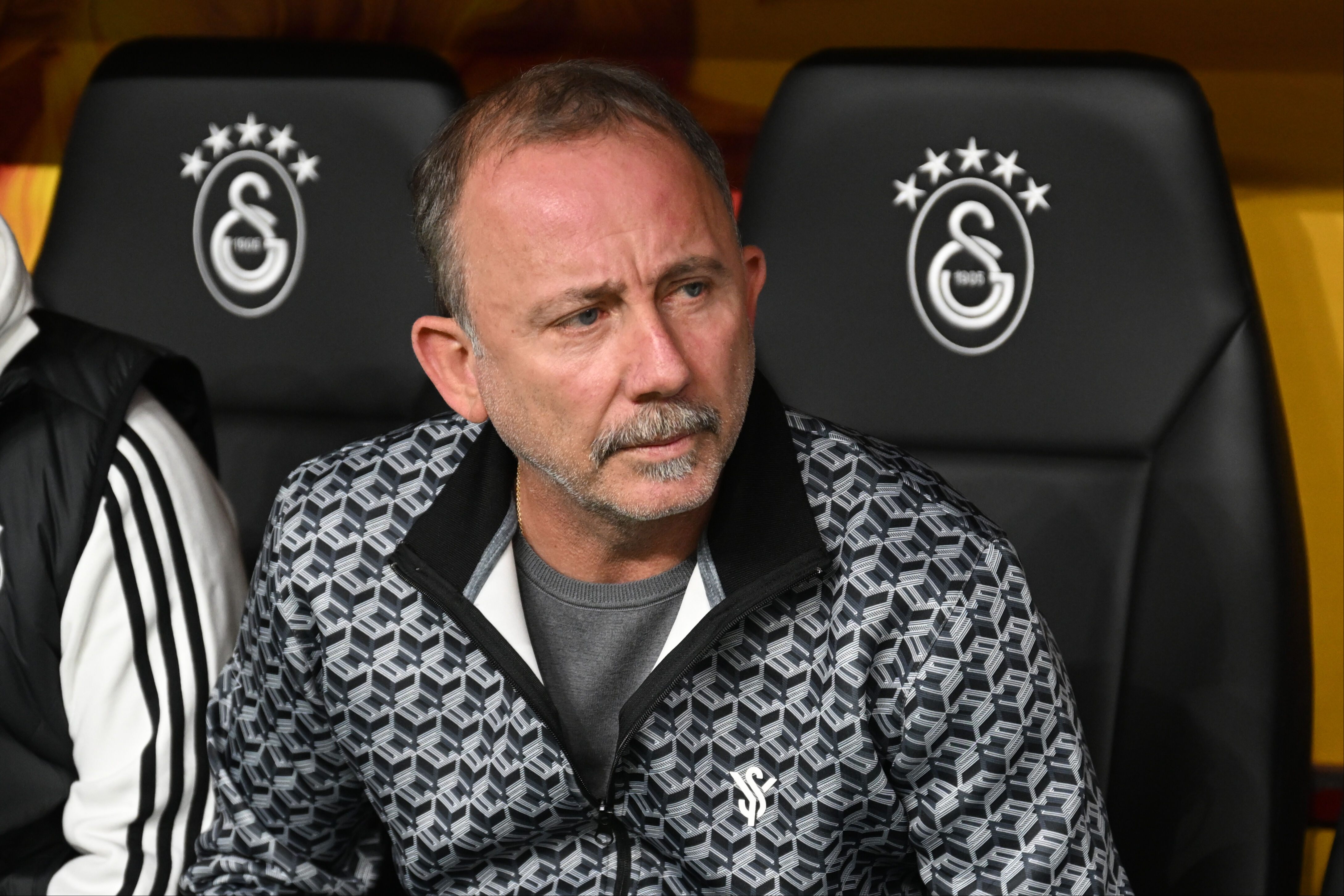 Beşiktaş büyük fırsatı harcadı | Spor yazarları derbi için ne dedi? - 1. Resim