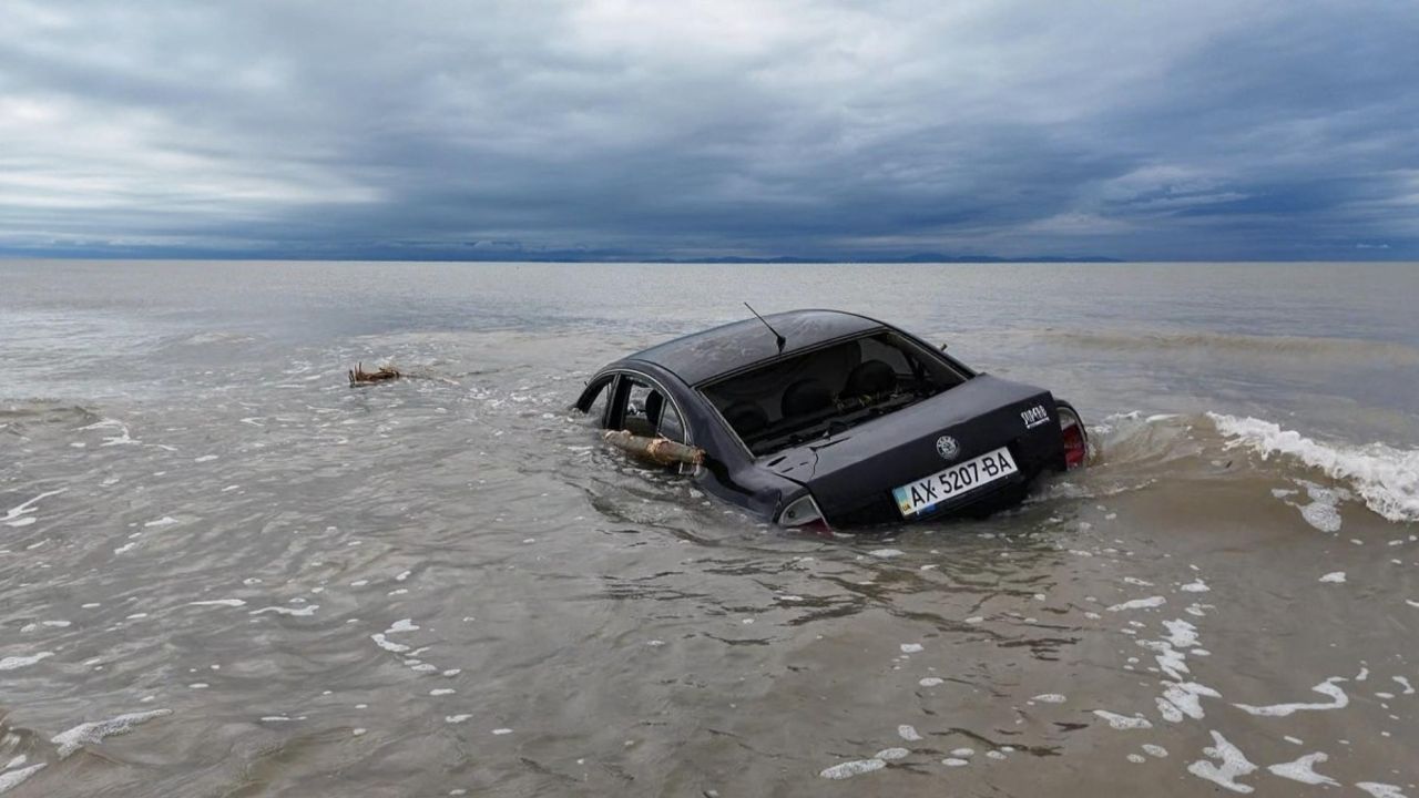 Bulgaristan&#039;da sel felaketi: 4 kişi hayatını kaybetti