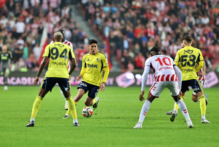Canlı: Fenerbahçe, Samsunspor deplasmanında 3 puan arıyor - 1. Resim