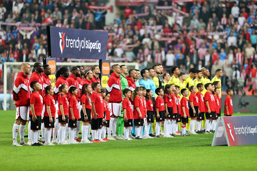 Canlı: Fenerbahçe, Samsunspor deplasmanında 3 puan arıyor - 2. Resim