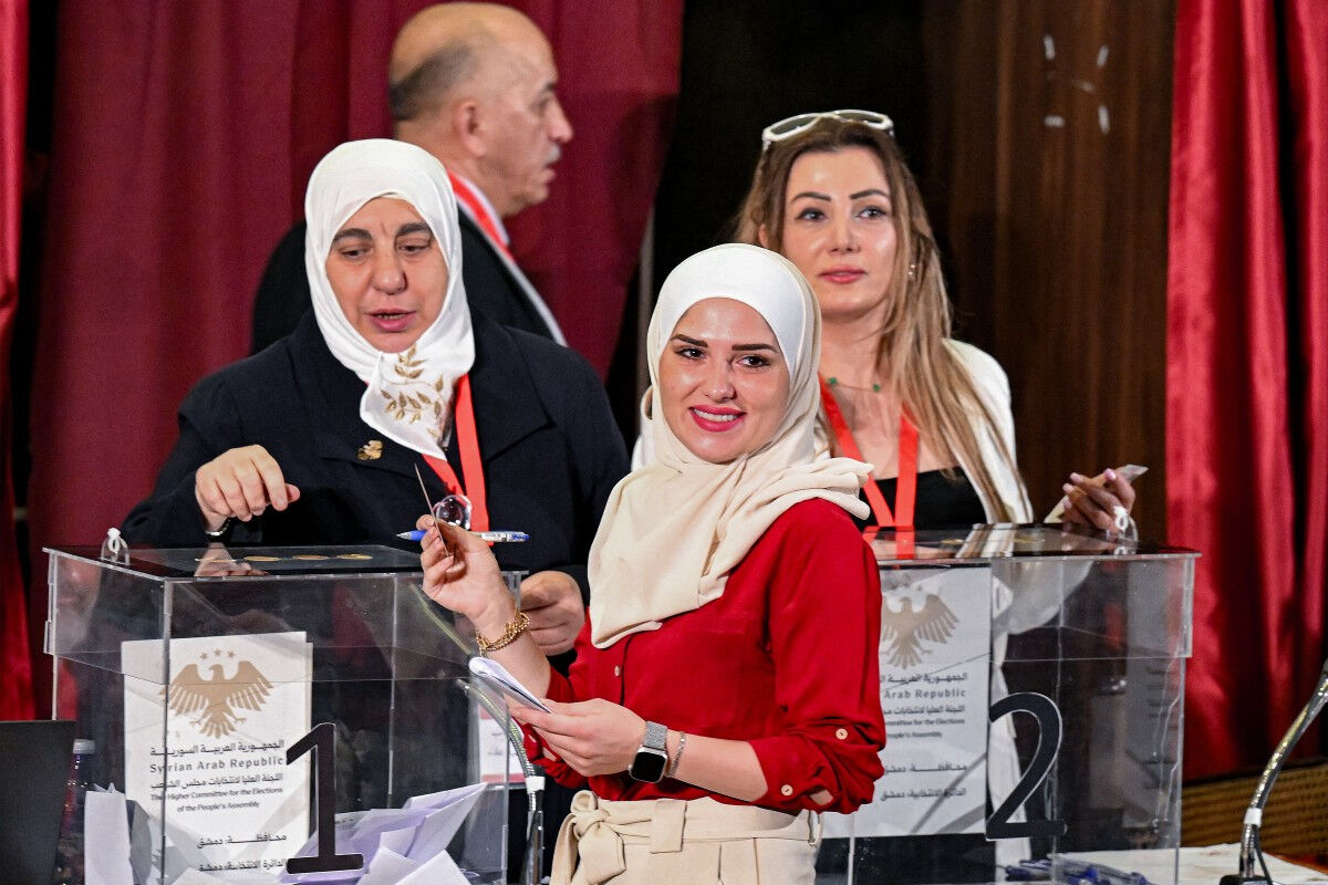 Suriye'de Esad sonrası ilk seçim! Şara'dan