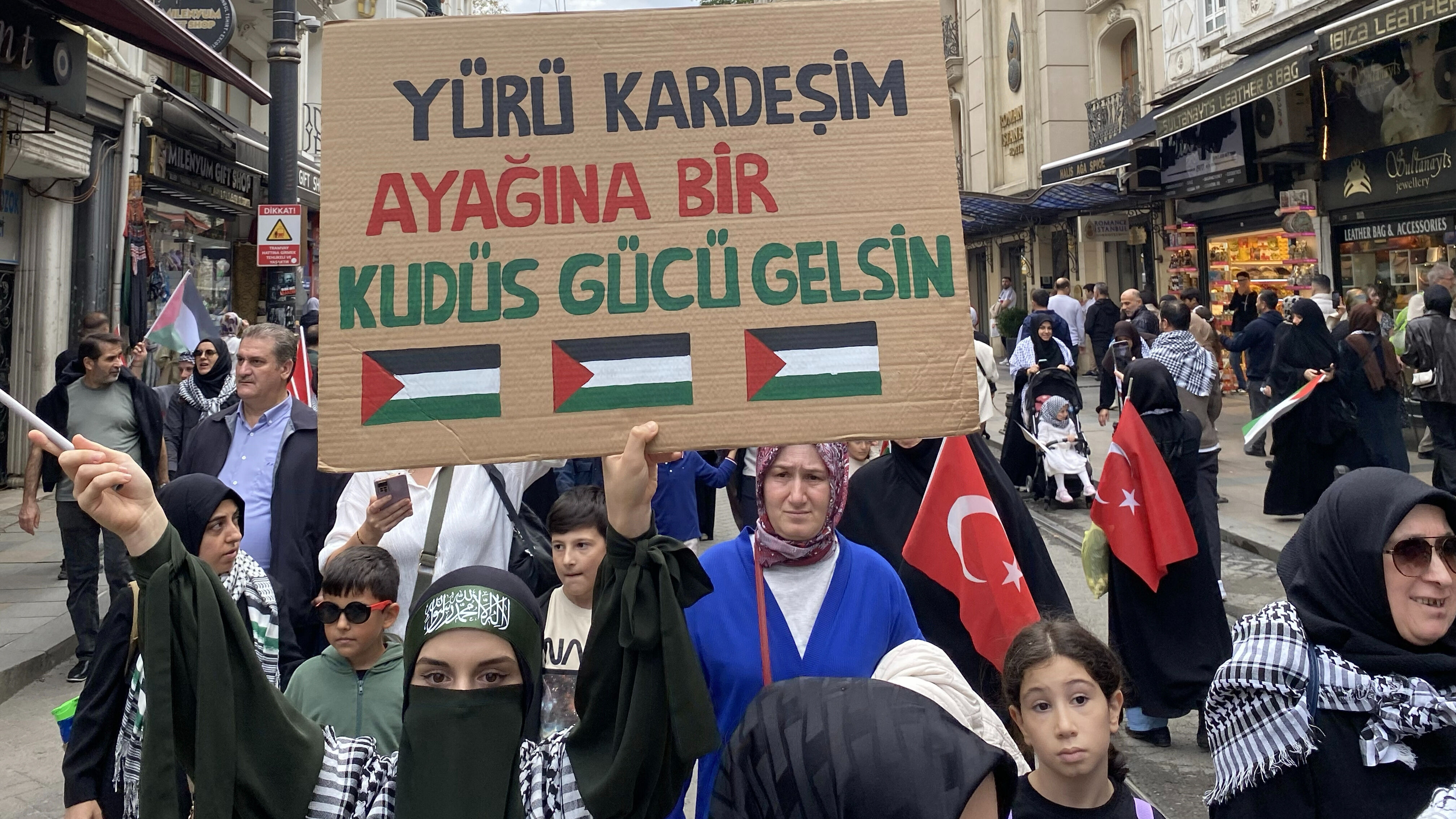 Türkiye bugün Gazze için tek yürek! Binlerce kişi aynı sloganla yürüyecek - 2. Resim