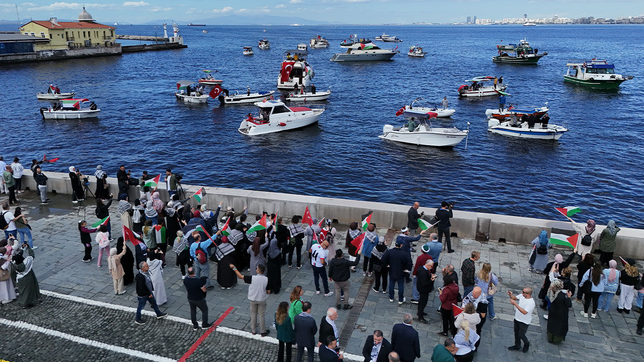 Türkiye'nin birçok ilinden Sumud Filosu'na destek! Teknelerle denize açıldılar - 1. Resim