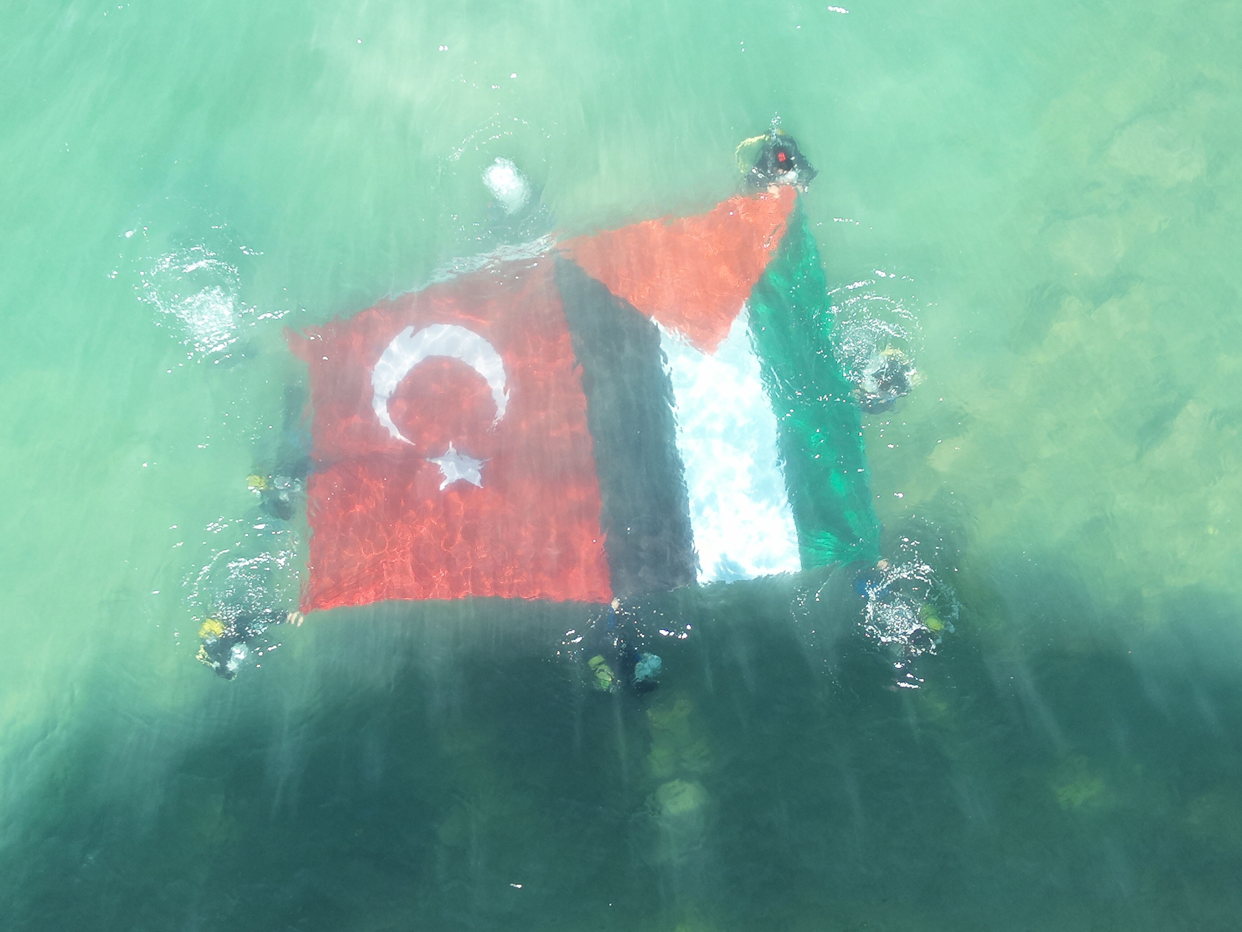 Türkiye'nin birçok ilinden Sumud Filosu'na destek! Teknelerle denize açıldılar - 4. Resim