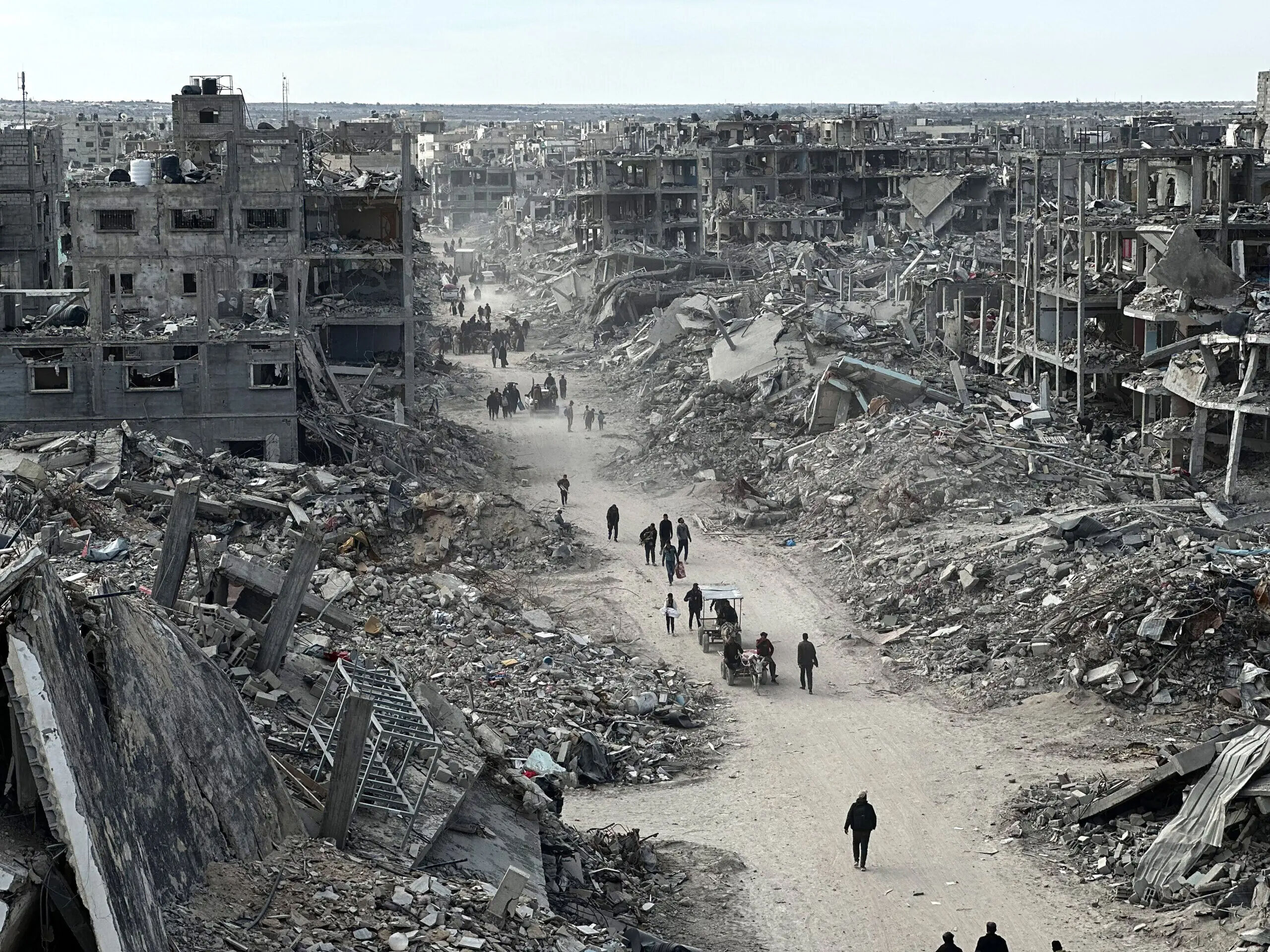 Yemen'deki Husiler roket yağdırdı!