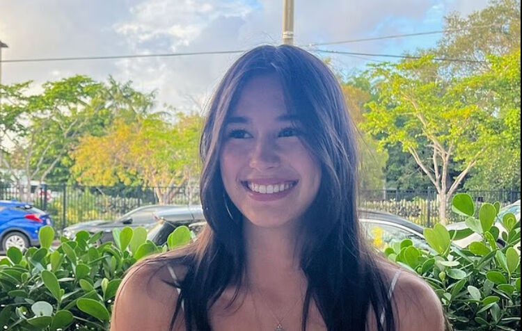 ABD'de Tesla faciası! Kapılar açılmadı, genç kız yanarak can verdi - 1. Resim