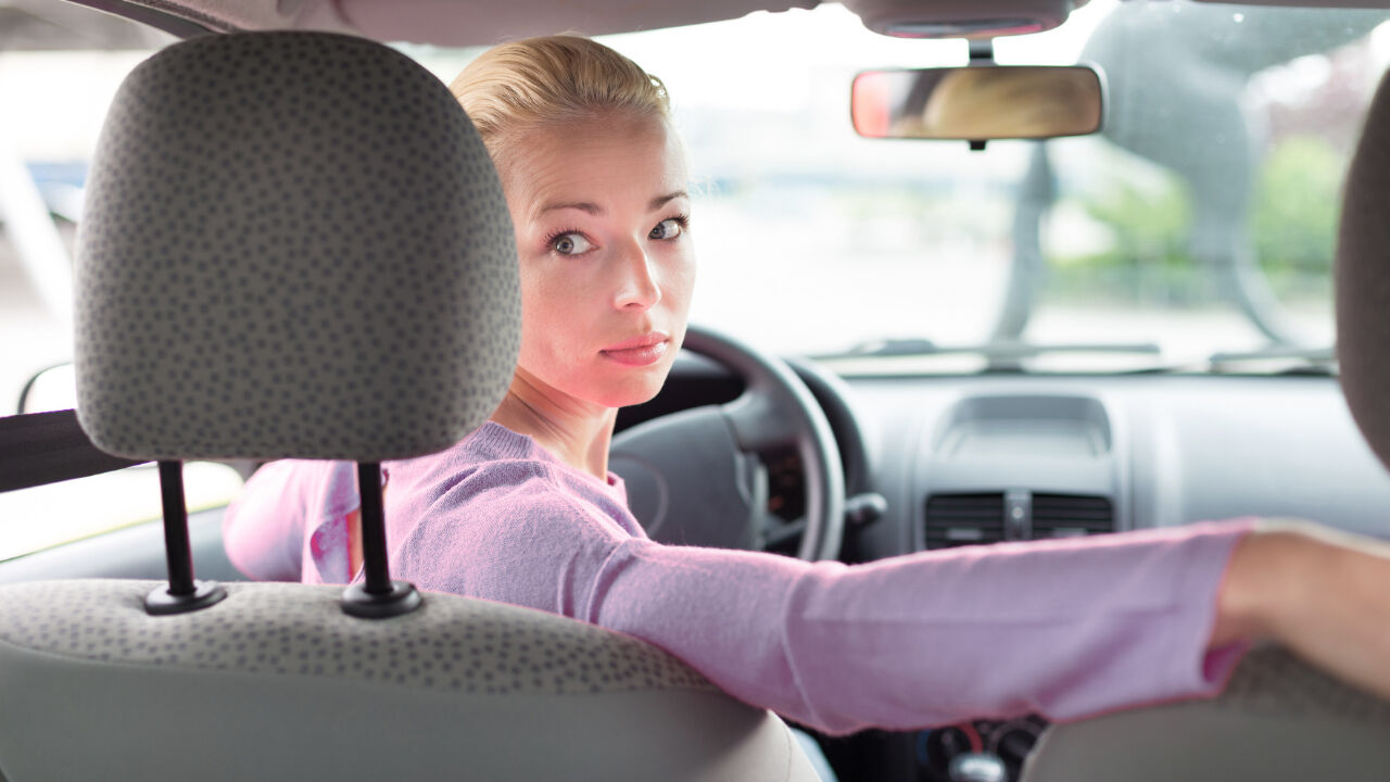 Almanya'da bir ilk! Geri geri park etmek yasaklanıyor - 1. Resim