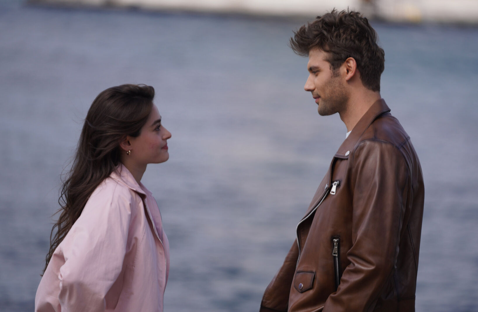 Aynadaki Yabancı dizisi nerede çekiliyor? Çekim yerleri merak ediliyor - 2. Resim