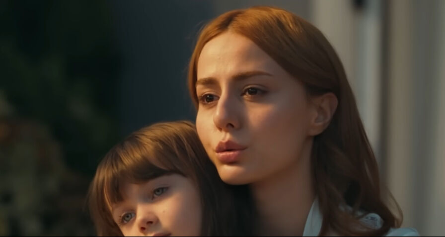 Aynadaki Yabancı ilk Azra kim, neden değişti? Sema Gültekin rolüyle dikkat çekti - 2. Resim