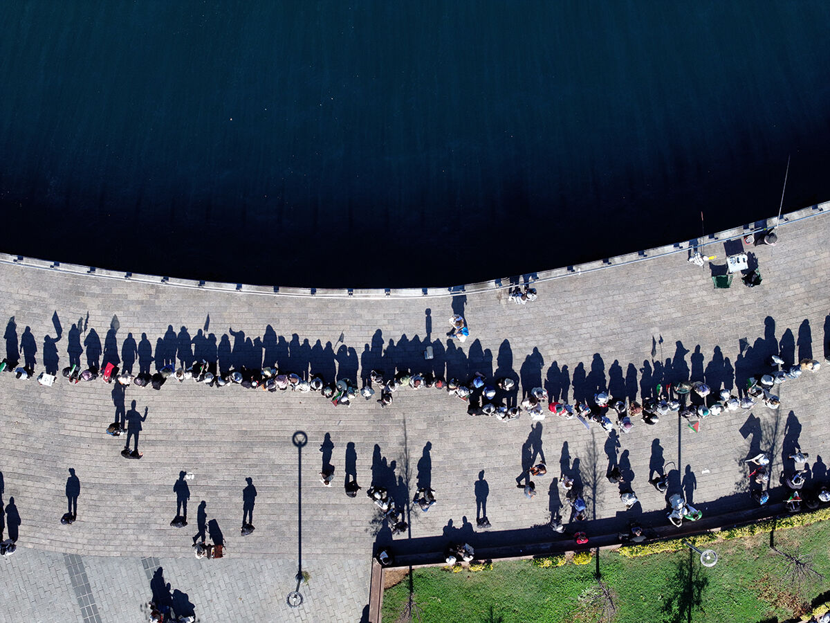 Bütün Türkiye zulme karşı kenetlendi! AK Parti'den zincirleme protesto: Bütün Türkiye zulme karşı zincir oldu! AK Parti'den dikkat çeken protesto