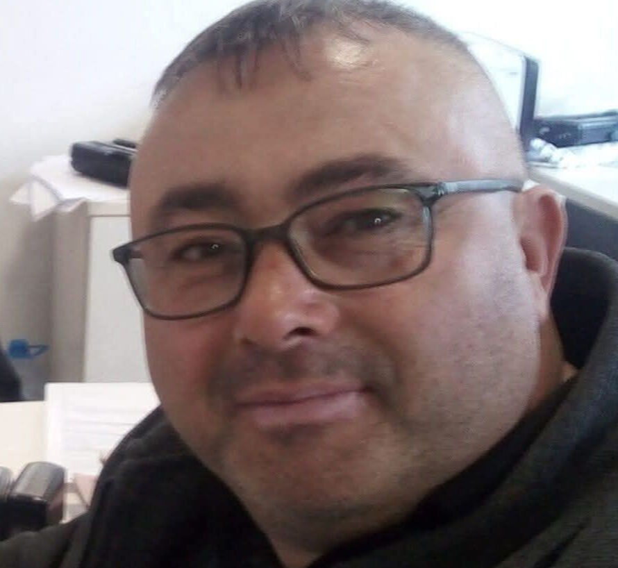 Kontrolden çıkan araç, karşı şeride uçtu! Feci kazada sürücü can verdi - 1. Resim