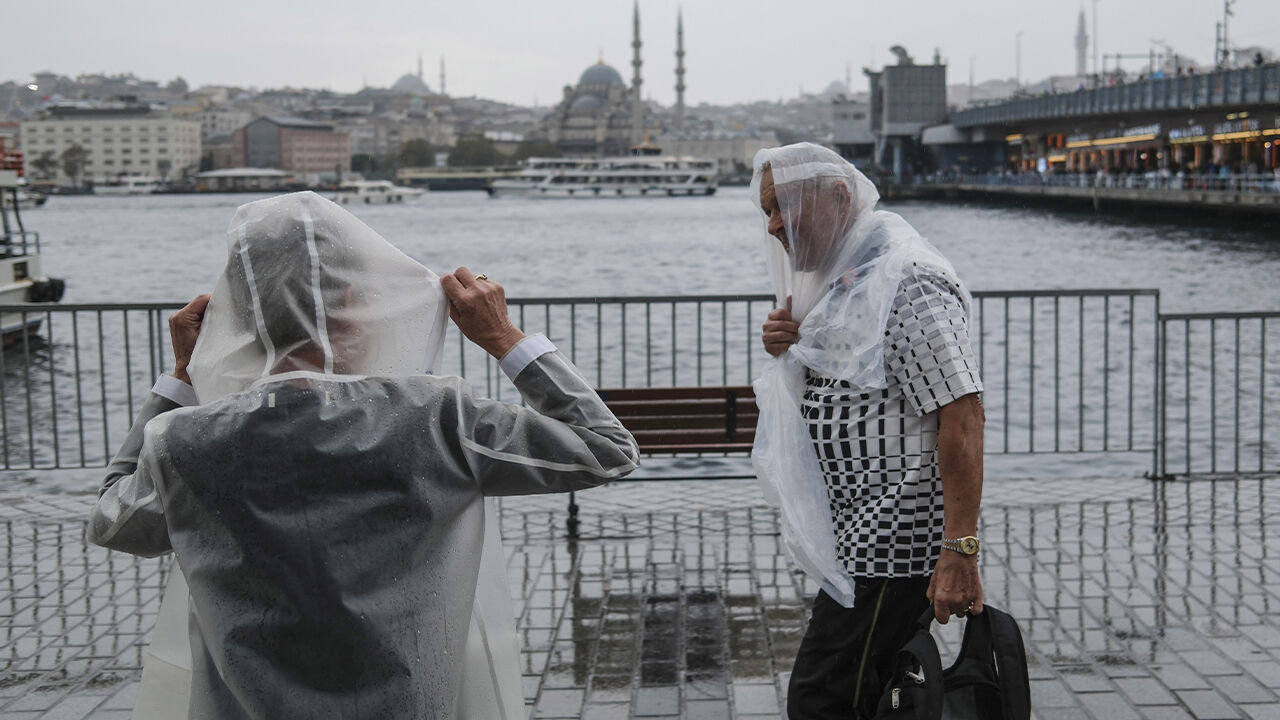 Yunanistan'dan geldi, Türkiye'yi vuracak! Meteoroloji il il uyarı verdi: İstanbullular bu geceye dikkat - 4. Resim