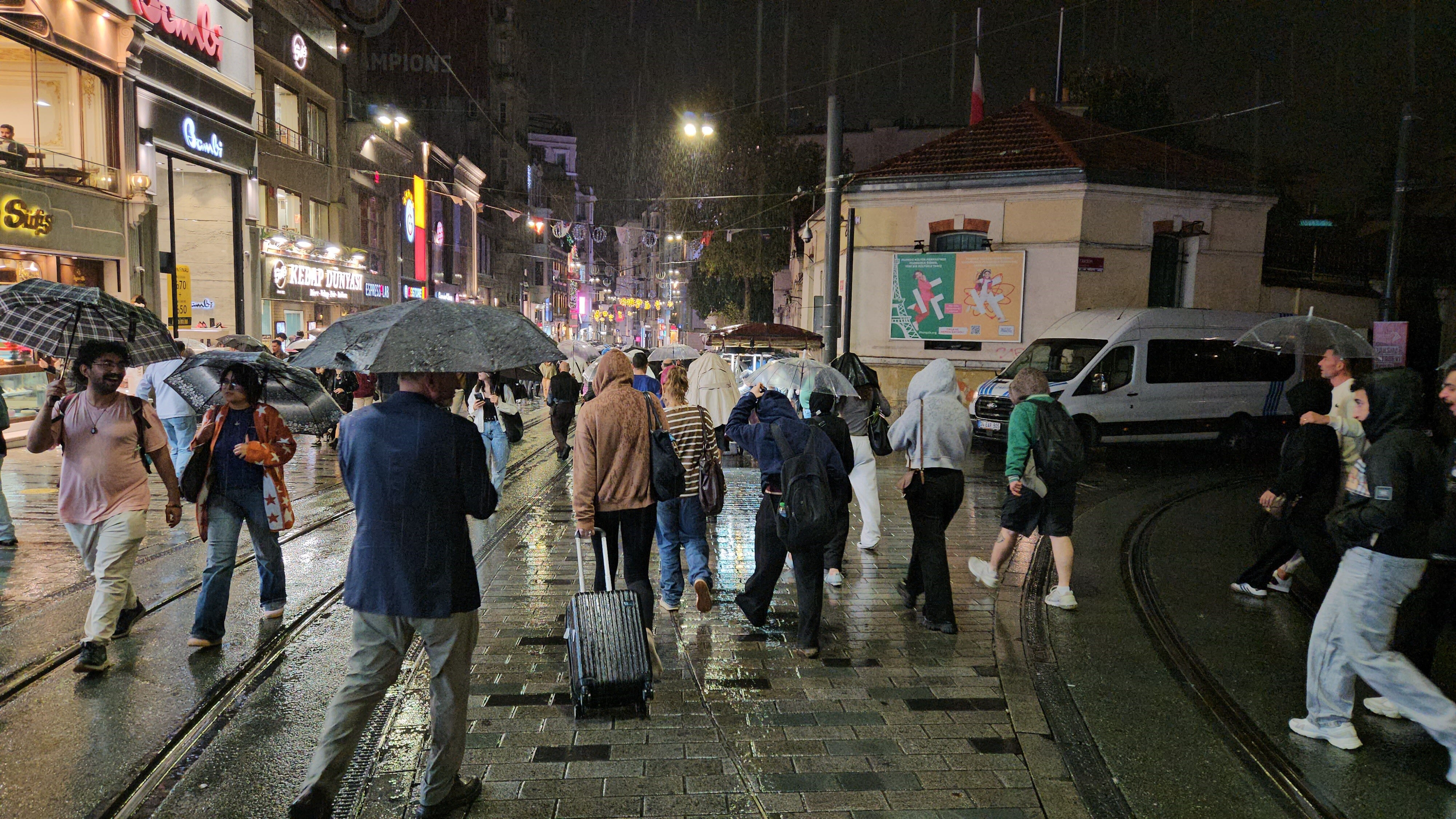 Yunanistan'dan geldi, Türkiye'yi vuracak! Meteoroloji ve AKOM'dan peş peşe uyarılar var - 5. Resim