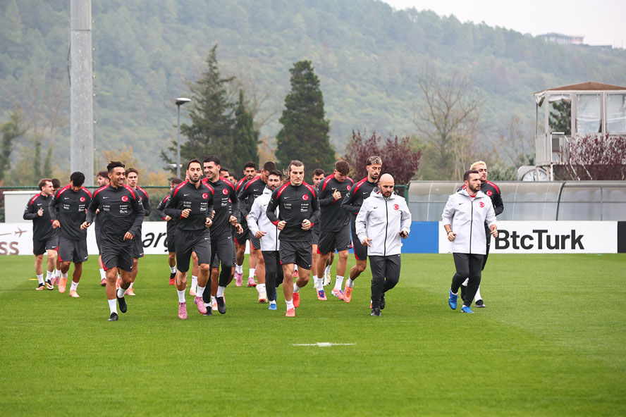 A Millî Takım'da Barış Alper Yılmaz ve Berke Özer gelişmesi - 1. Resim