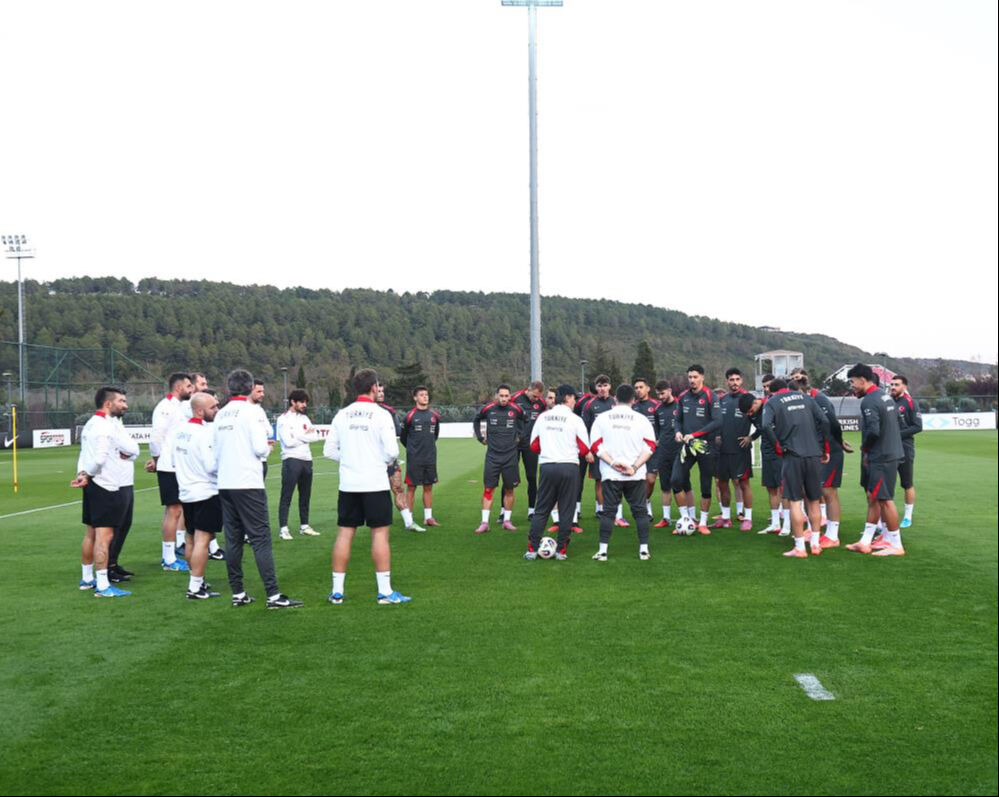 A Milli Takım'da Bulgaristan ve Gürcistan maçı hazırlıkları: Uğurcan Çakır ve Berke Özer yer almadı - 1. Resim