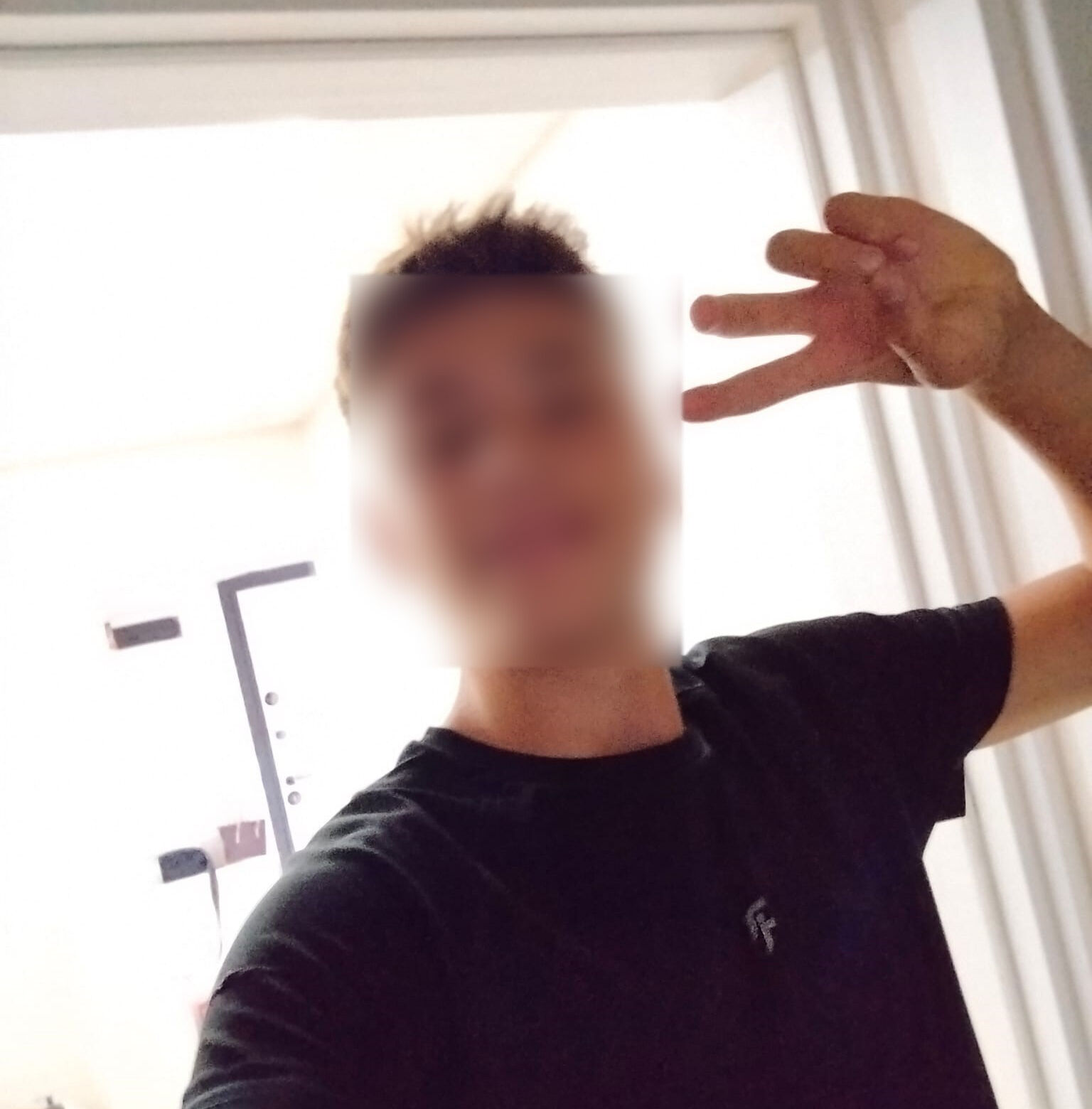 Akran zorbalığından 12 gündür yoğun bakımda! Hayati tehlikeli devam ediyor - 4. Resim