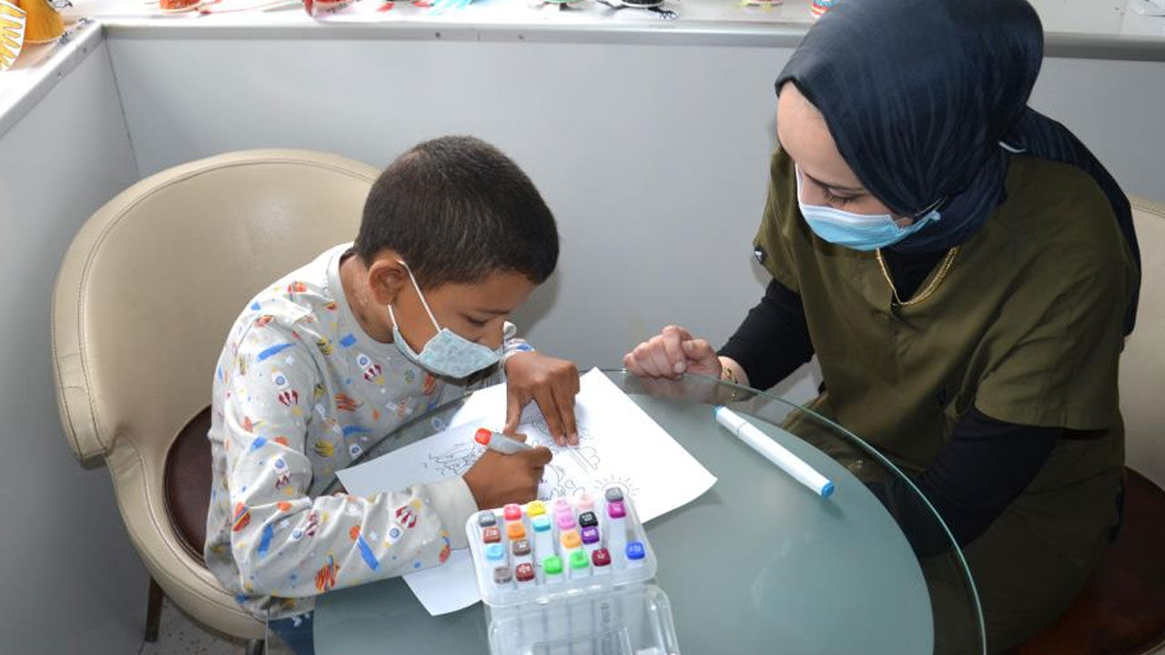 Babasından gelen güçle hayata tutundu! Minik Fehmi artık ağrı çekmiyor Babasından gelen güçle hayata tutundu! Minik Fehmi artık ağrı çekmiyor - 1. Resim