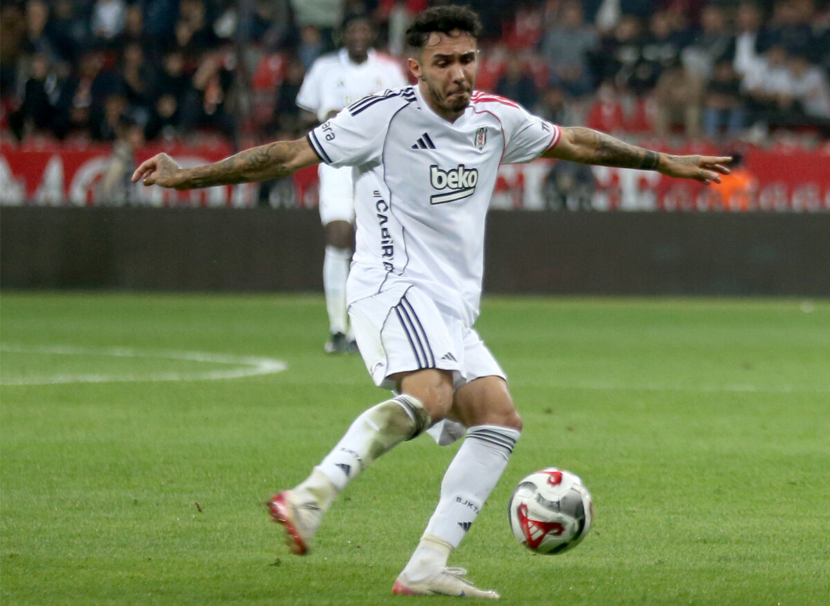 Beşiktaş'ta Montella isyanı: Açıklama bekleniyor - 1. Resim