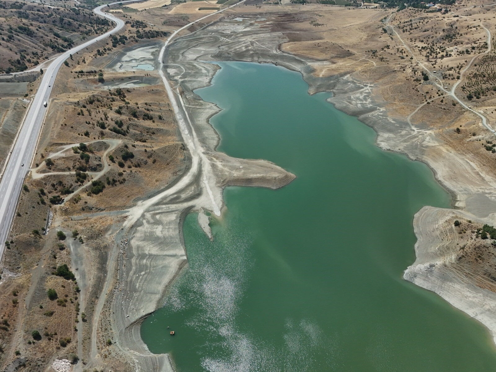 Bir kent için alarm verildi: Su seviyesi diplerde! - 2. Resim