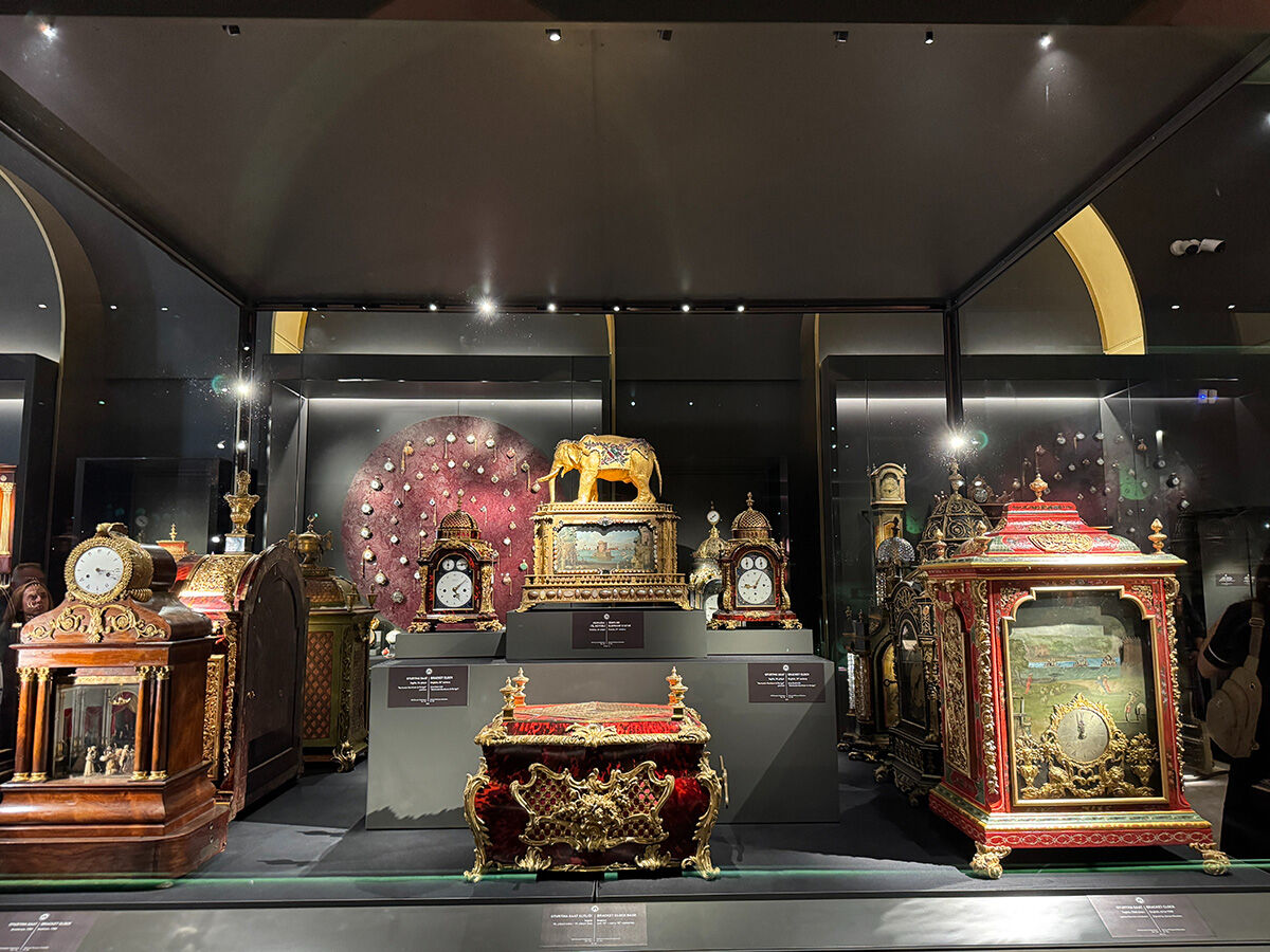 İlk defa g&uuml;n y&uuml;z&uuml;ne &ccedil;ıkıyor: Topkapı Sarayı'nda Saat M&uuml;zesi a&ccedil;ıldı - 6. Resim