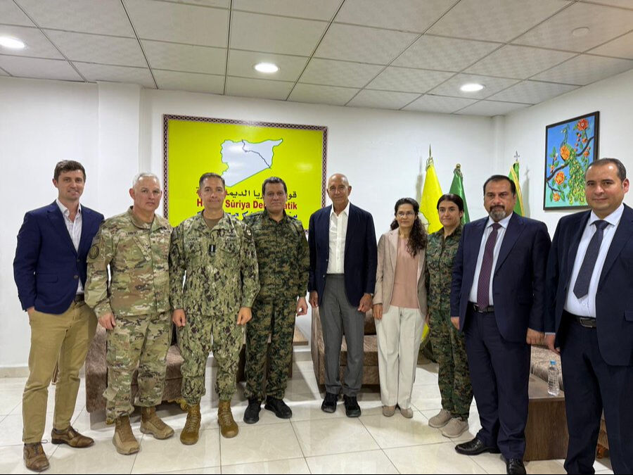 Suriye, terör örgütü SDG/YPG ile ateşkes ilan etti İsrail’e güvenen YPG, Suriye ordusuna katılmazsa TSK devreye girip ortak operasyonla meseleyi kökten çözecek.