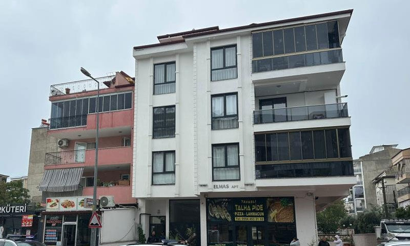 Yakınlarının endişesi harekete geçirdi: Evinde ölü bulundu - 1. Resim