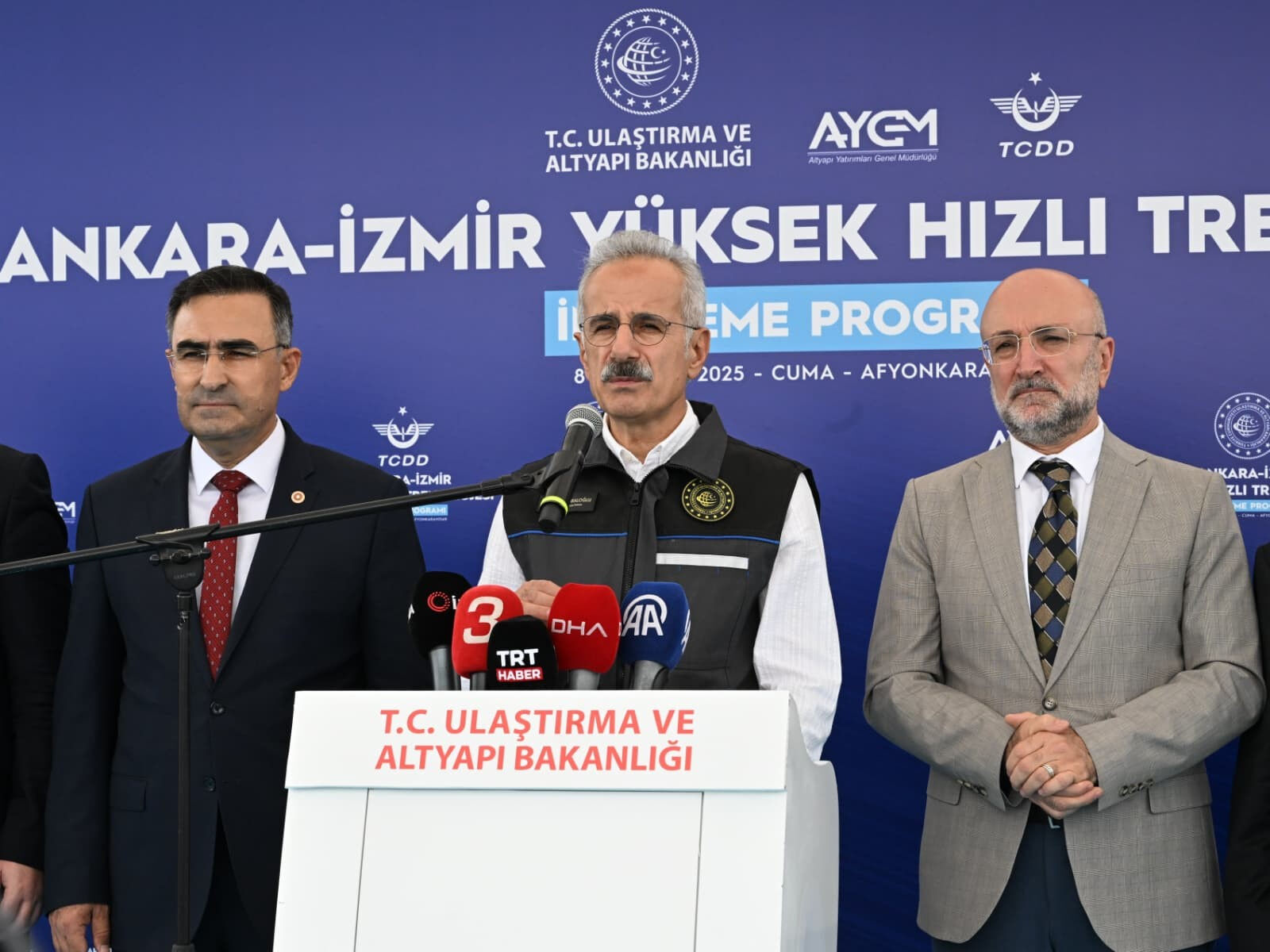 10 durak, 49 tünel bulunuyor! Ankara-İzmir arasını 3,5 saate düşürecek projede ışık göründü 10 durak, 49 tünel bulunuyor! Ankara-İzmir arasını 3,5 saate düşürecek projede ışık göründü - 5. Resim