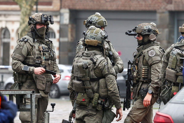 Belçika'da metro istasyonunda silahlı saldırı! Ağır yaralılar var - 2. Resim